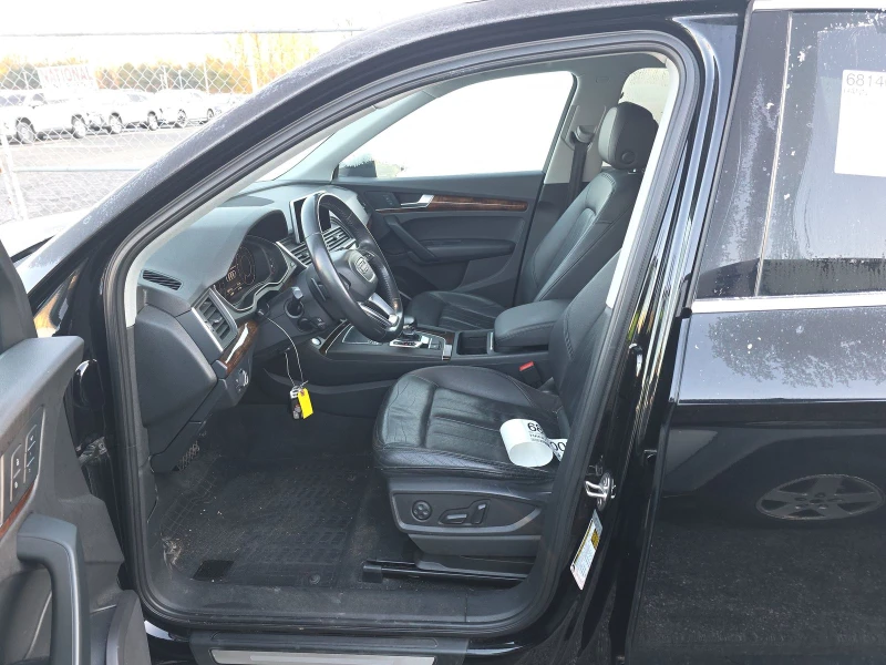 Audi Q5 2.0T* ДИГИТАЛНО* ТАБЛО* ПОДГРЕВ* МЪРТВА* ТОЧКА* КЕ, снимка 13 - Автомобили и джипове - 53275761