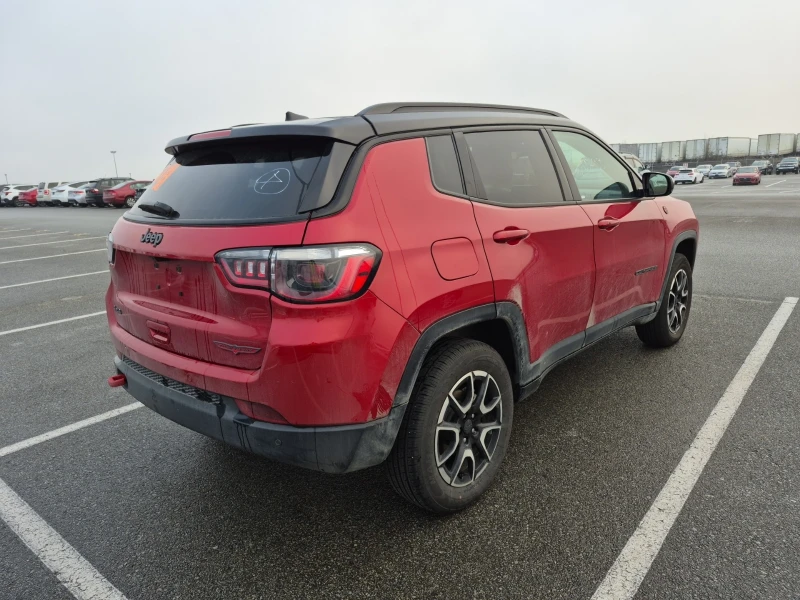 Jeep Compass TRAILHAWK 4x4 * CARFAX* , снимка 3 - Автомобили и джипове - 53479935
