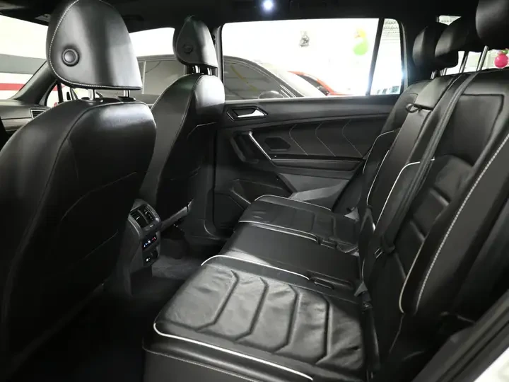 VW Tiguan  4Motion R Line Black/����/����������� | Mobile.bg � ����������� 15