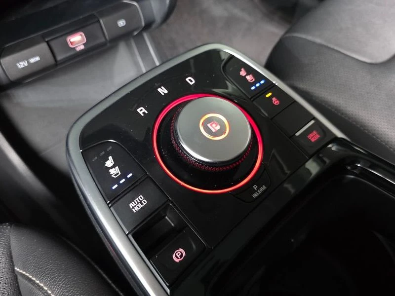 Kia Niro Prestige| 201к.с., снимка 9 - Автомобили и джипове - 56007795