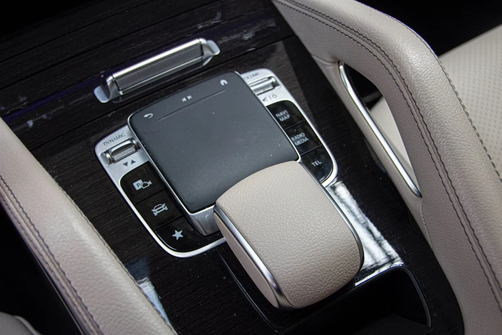 Mercedes-Benz GLE 400 d/4MATIC/330HP/BURM/360CAM/CARPLAY/VCONTROL/398f | Mobile.bg   14