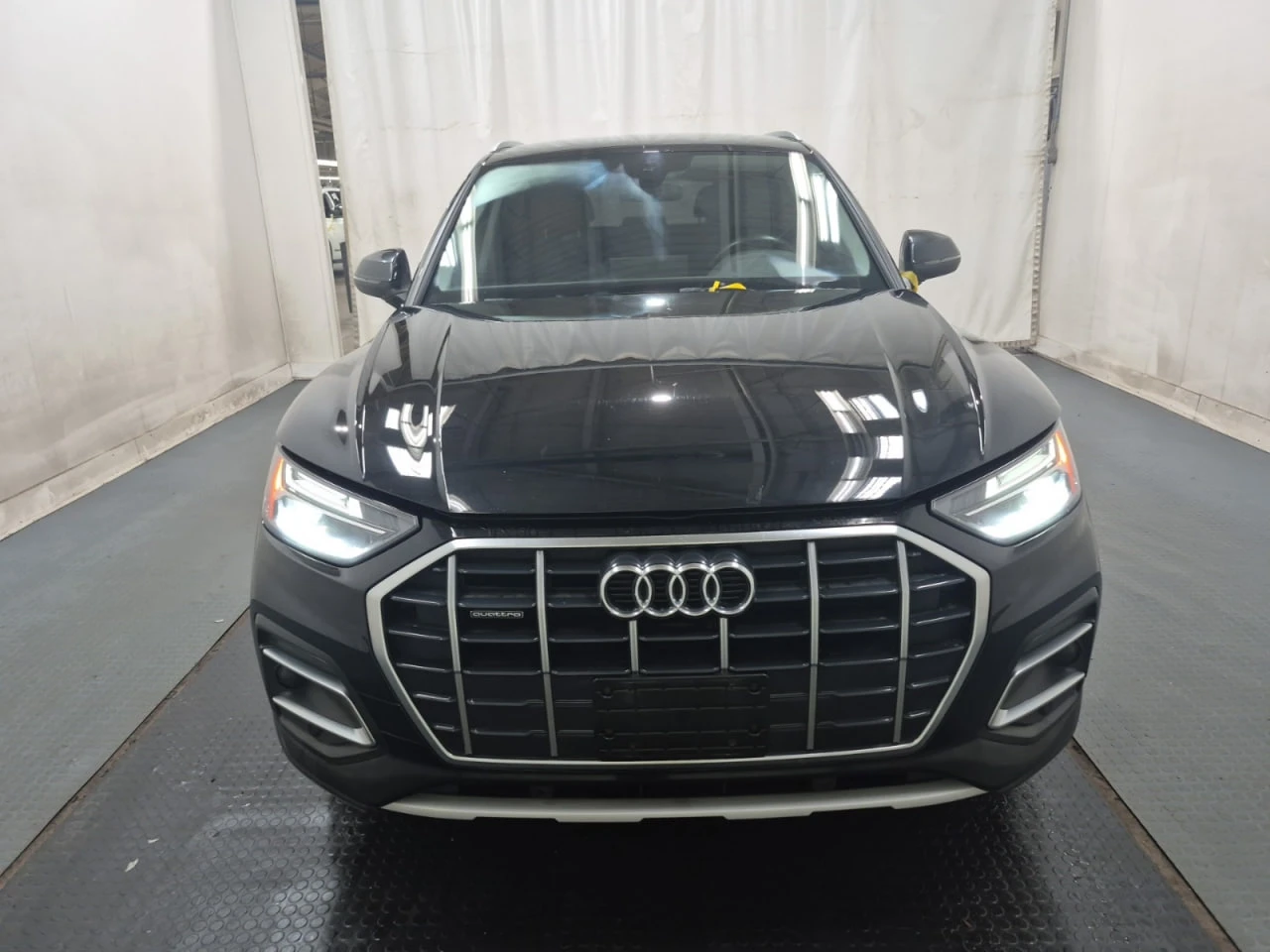 Audi Q5 * АВТО КРЕДИТ* ЦЕНА ДО БГ * СЕРВИЗНА ИСТОРИЯ *  - изображение 6