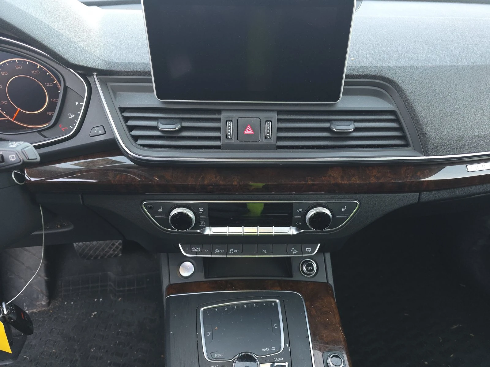 Audi Q5 2.0T* ���������* �����* �������* ������* �����* �� | Mobile.bg � ����������� 12