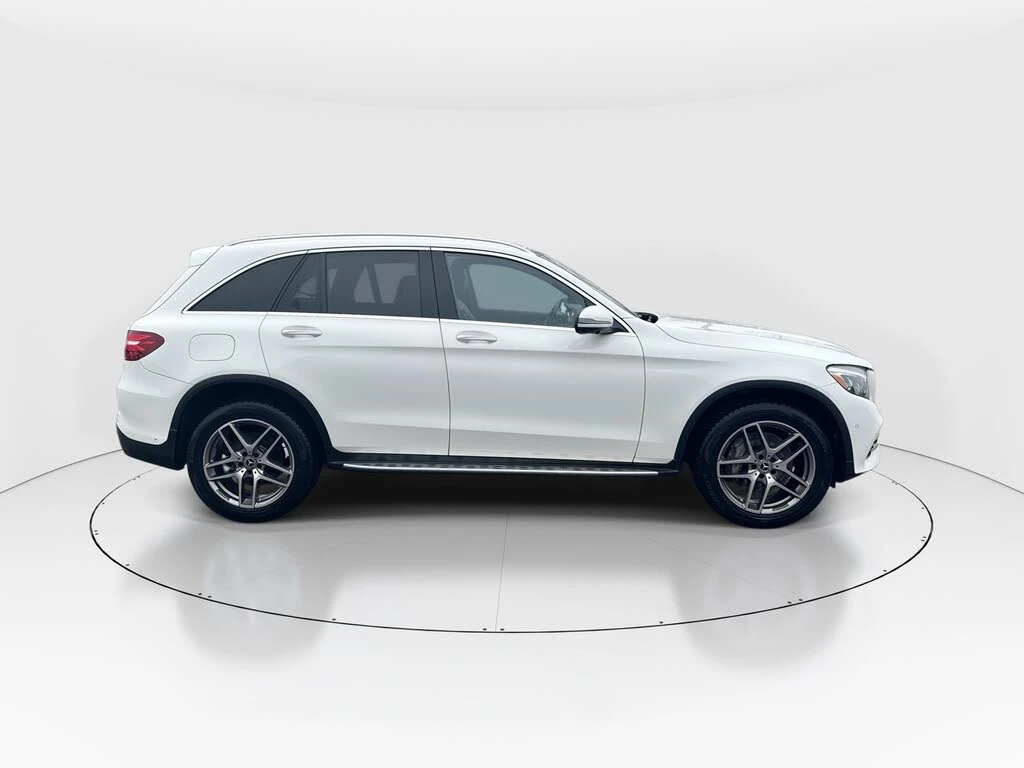 Mercedes-Benz GLC 300 4MATIC* ПОДГРЕВ* М.ТОЧКА* КАМЕРА* ПАНО, снимка 8 - Автомобили и джипове - 54017891