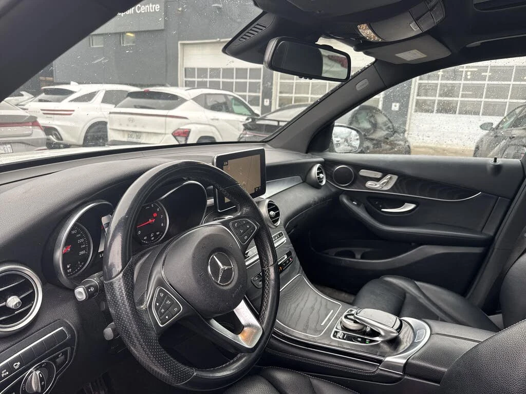 Mercedes-Benz GLC 300 4MATIC* ПОДГРЕВ* М.ТОЧКА* КАМЕРА* ПАНО, снимка 10 - Автомобили и джипове - 54017891