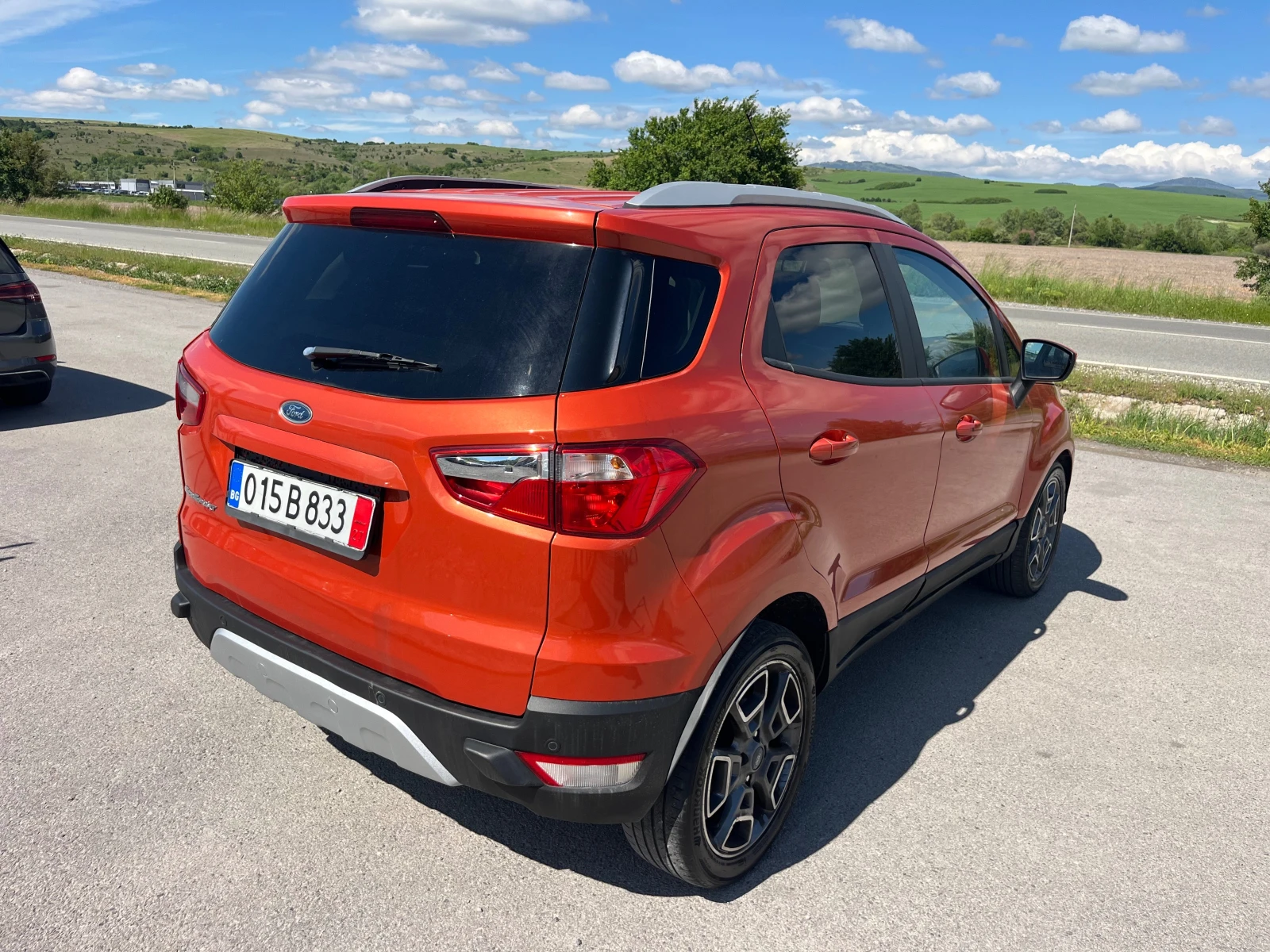 Ford EcoSport 1.5 TDCI TITANIUM Разпродажба!!!, снимка 4 - Автомобили и джипове - 54083440