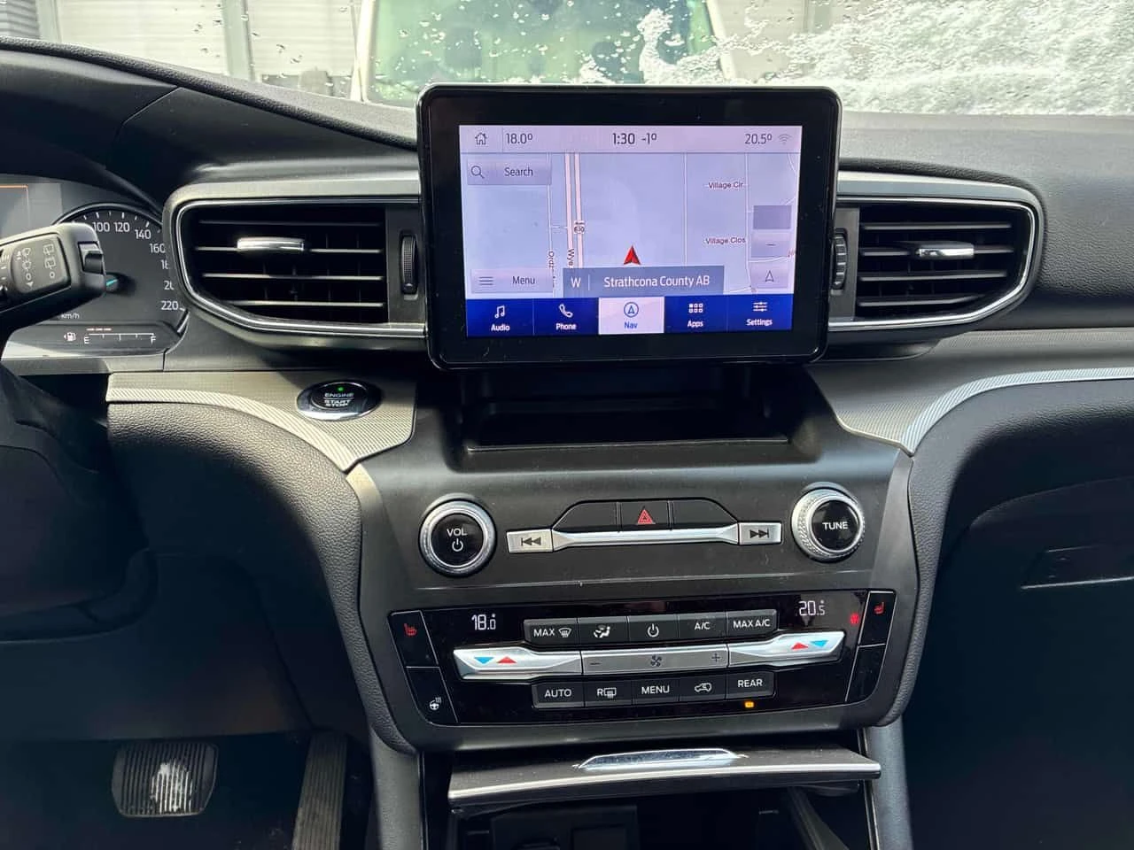 Ford Explorer * XLT * CARFAX * 7 МЕСТА * Co-Pilot 360+ , снимка 9 - Автомобили и джипове - 54143864