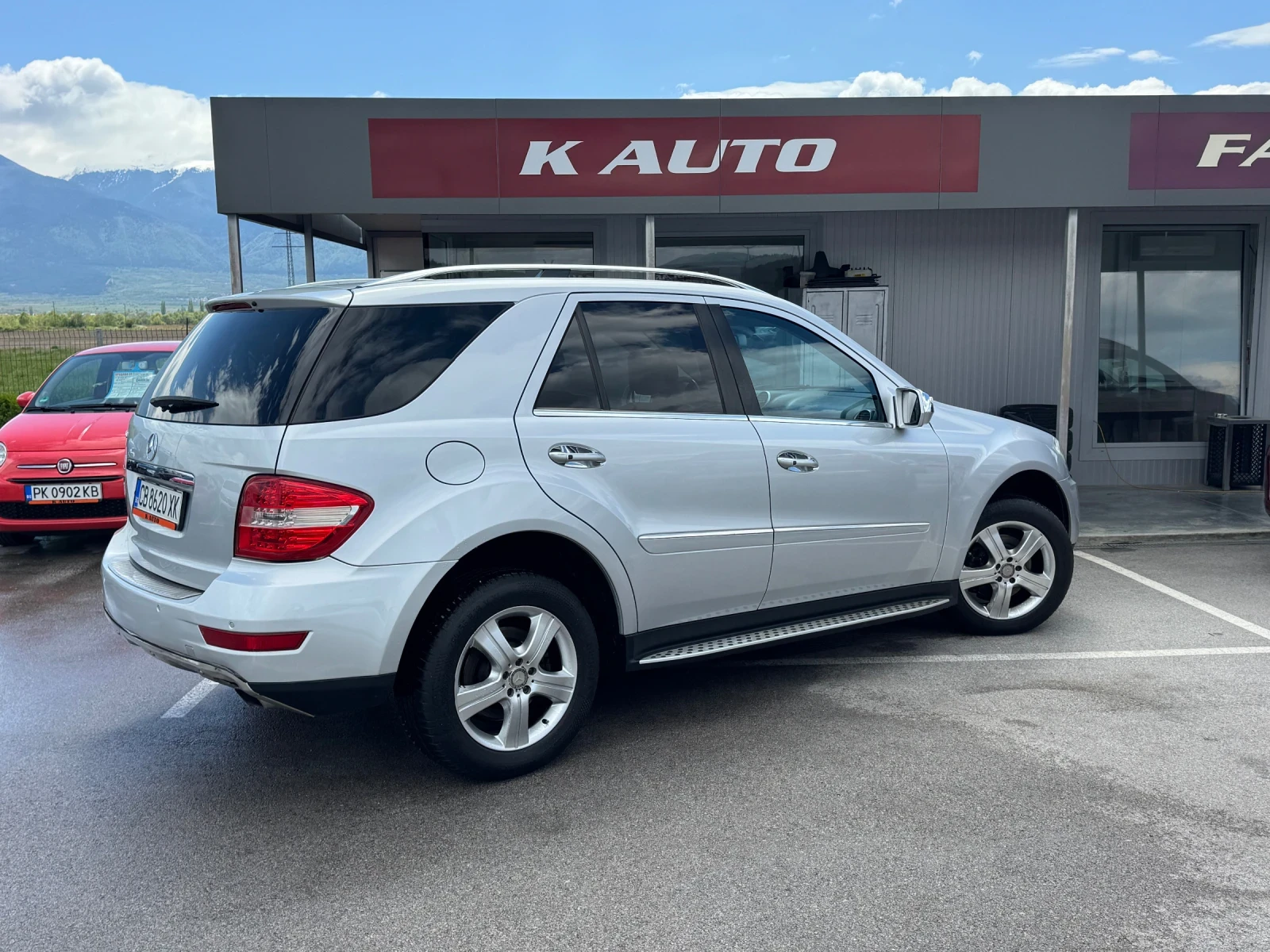 Mercedes-Benz ML 350 Keyless/Masage/Harman&Kardon, снимка 3 - Автомобили и джипове - 54388362