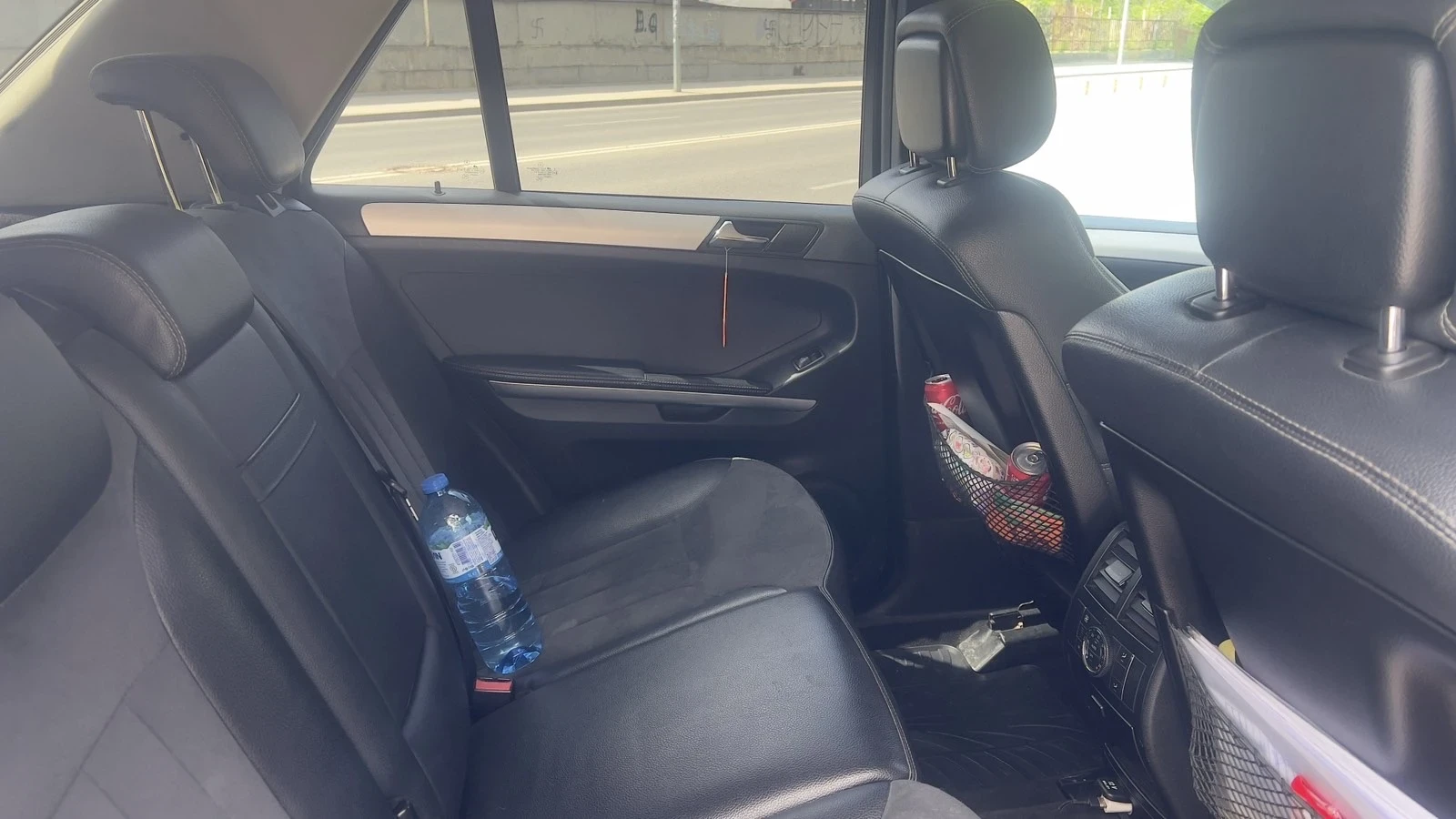 Mercedes-Benz ML 320, снимка 9 - Автомобили и джипове - 54646315