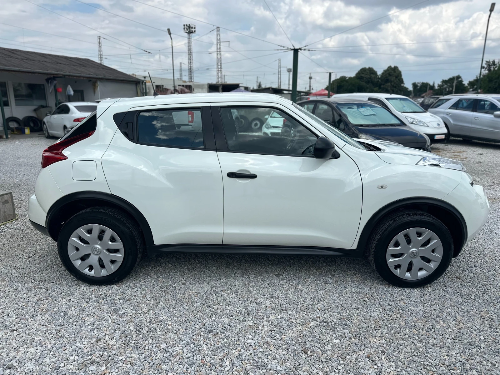 Nissan Juke 1.5DCI* NAVI, снимка 6 - Автомобили и джипове - 55147303