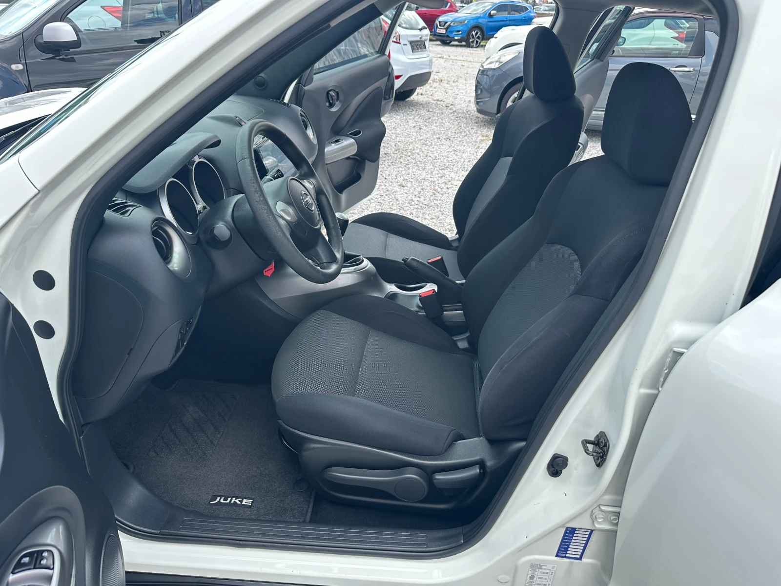 Nissan Juke 1.5DCI* NAVI, снимка 14 - Автомобили и джипове - 55147303