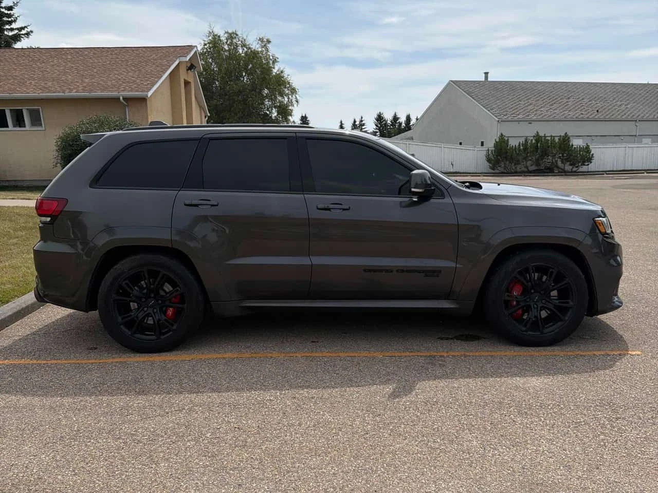 Jeep Grand cherokee SRT | CARFAX | АВТОКРЕДИТ БЕЗ ПЪРВОНАЧАЛНА , снимка 5 - Автомобили и джипове - 55579742