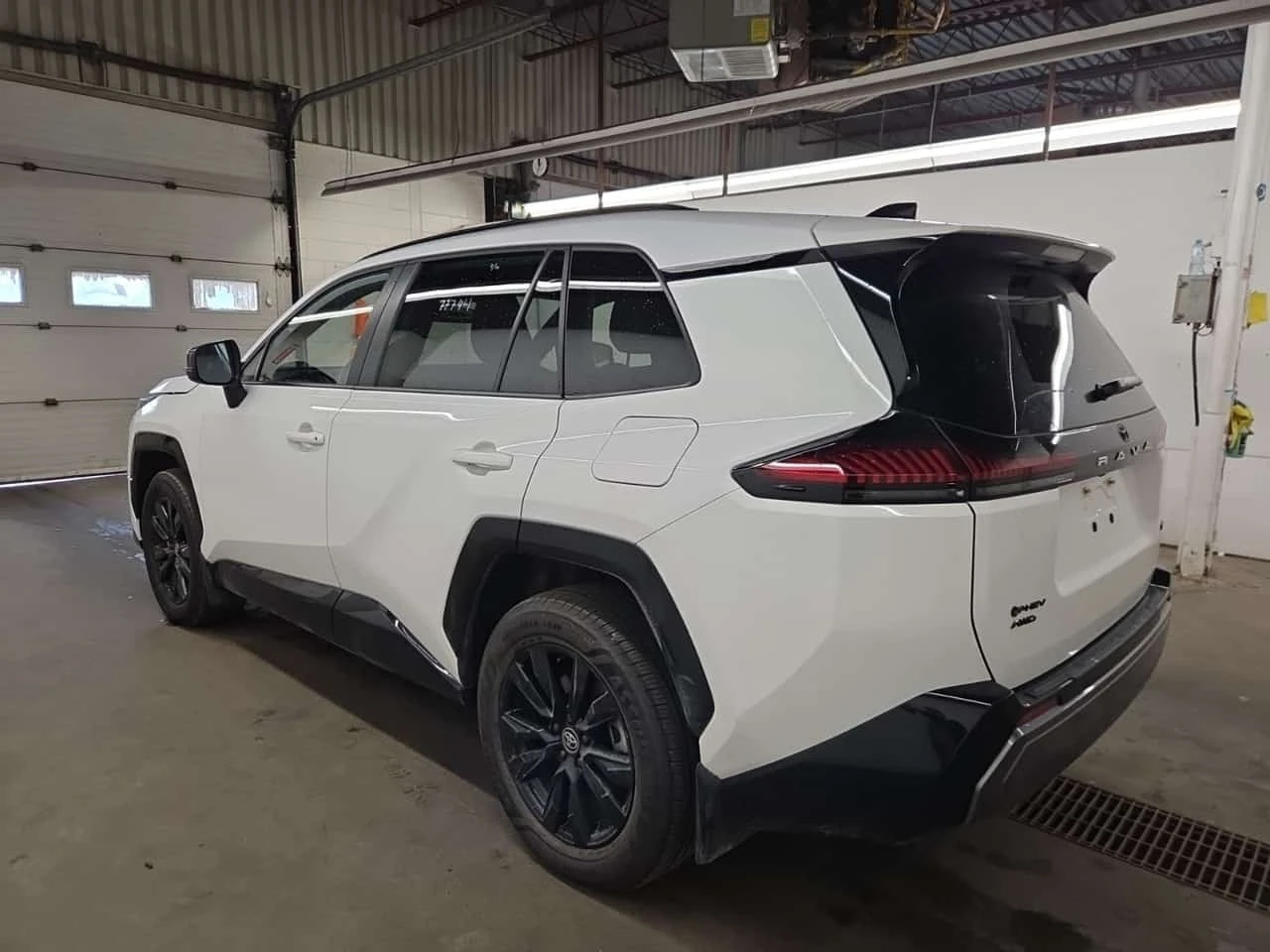 Toyota Rav4  SE / Carfax / Plug in Hybrid / ����������  | Mobile.bg � ����������� 4