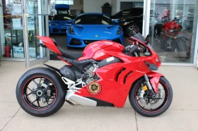 Ducati Panigale v4
