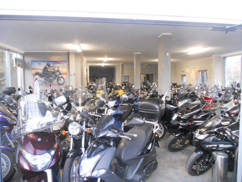 Piaggio Beverly 350i, снимка 12 - Мотоциклети и мототехника - 46354610