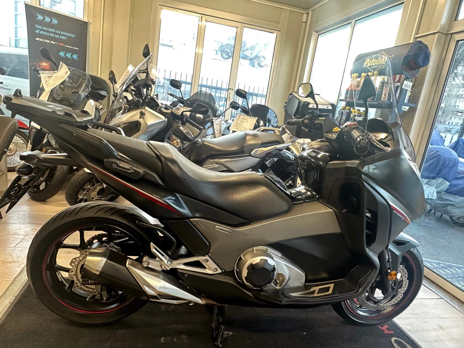 Honda Integra 750S ABS/TC/LED 09.2019�. | Mobile.bg � ����������� 17