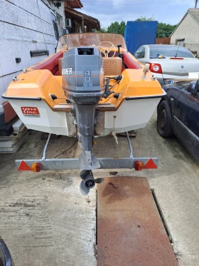 Моторна яхта FiberformFiberline Fiberline, снимка 3