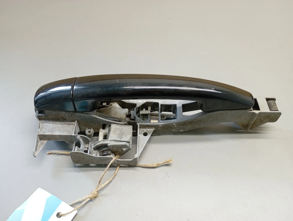 ������ ������ ����� ���� ���� 5008 1.6� (�) | Mobile.bg � ����������� 1