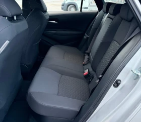 Toyota Corolla 1.8HSD в гаранция - 2бр., снимка 11