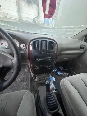 Chrysler Voyager 2.4L, 146 к.с, снимка 10