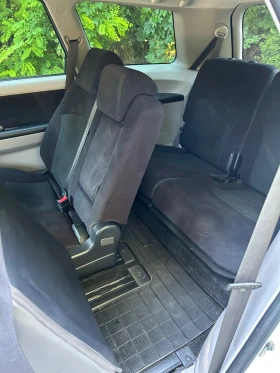 Mitsubishi Grandis 2.0 140 кс . 7 местен  | Auto.bg — изображение 5