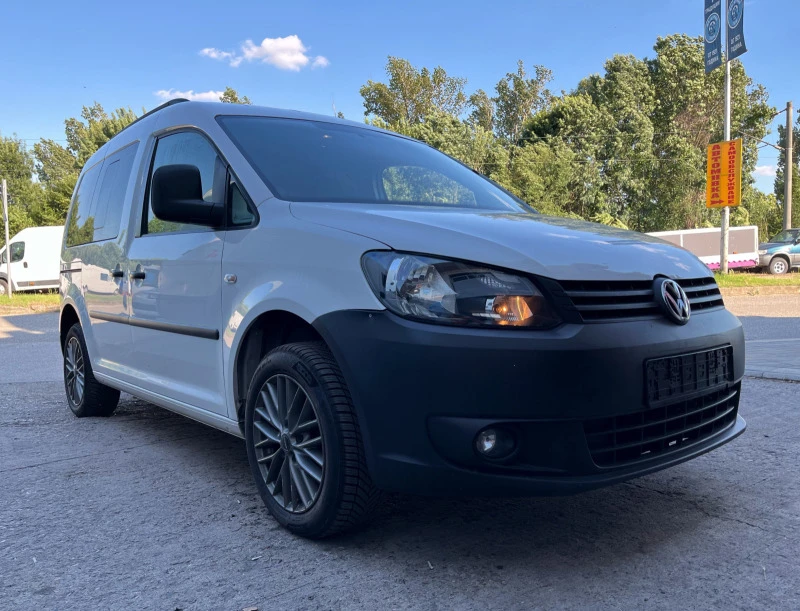 VW Caddy 1.6TDI* КЛИМА, снимка 1 - Автомобили и джипове - 47458435