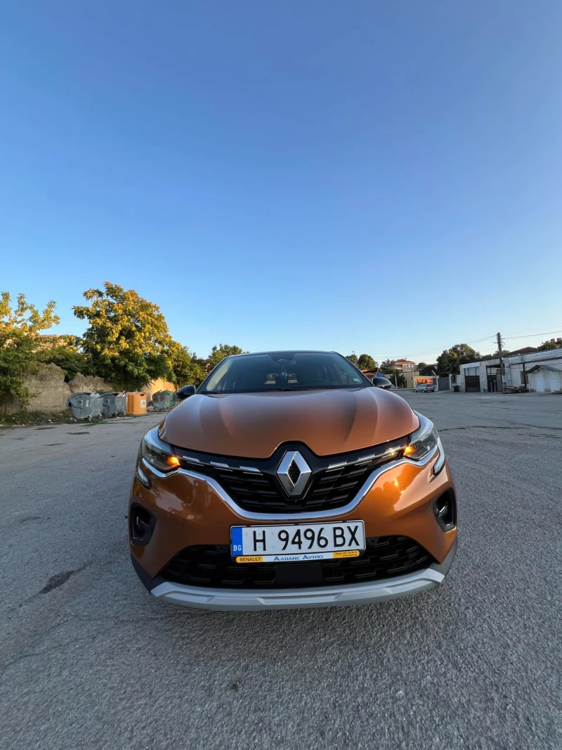 Renault Captur, снимка 9 - Автомобили и джипове - 47848457