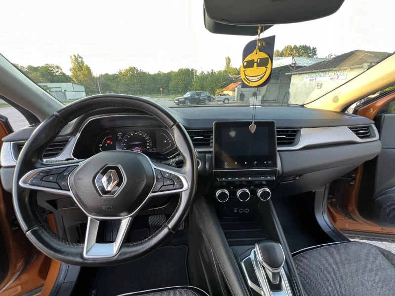 Renault Captur, снимка 13 - Автомобили и джипове - 47848457