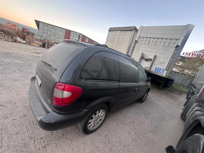 Chrysler Voyager 2.4L, 146 к.с, снимка 5 - Автомобили и джипове - 47927984