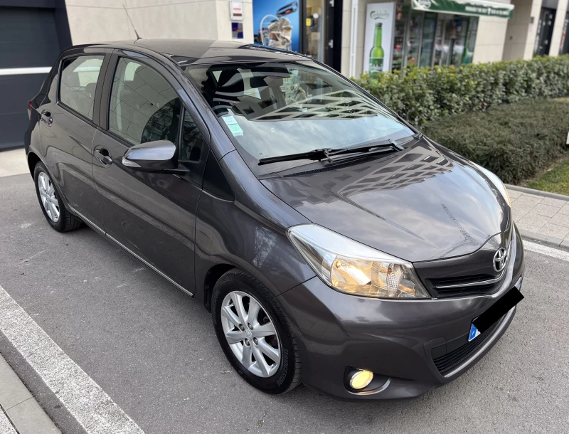 Toyota Yaris 1.4 D4D 90к.с. LUNA * NAVI* CAMERA , снимка 3 - Автомобили и джипове - 48868565