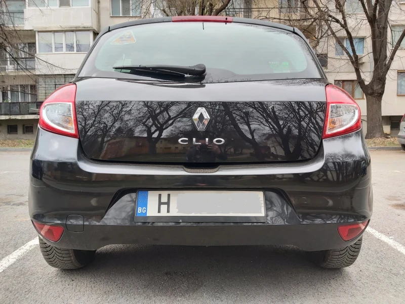 Renault Clio, снимка 3 - Автомобили и джипове - 48911259