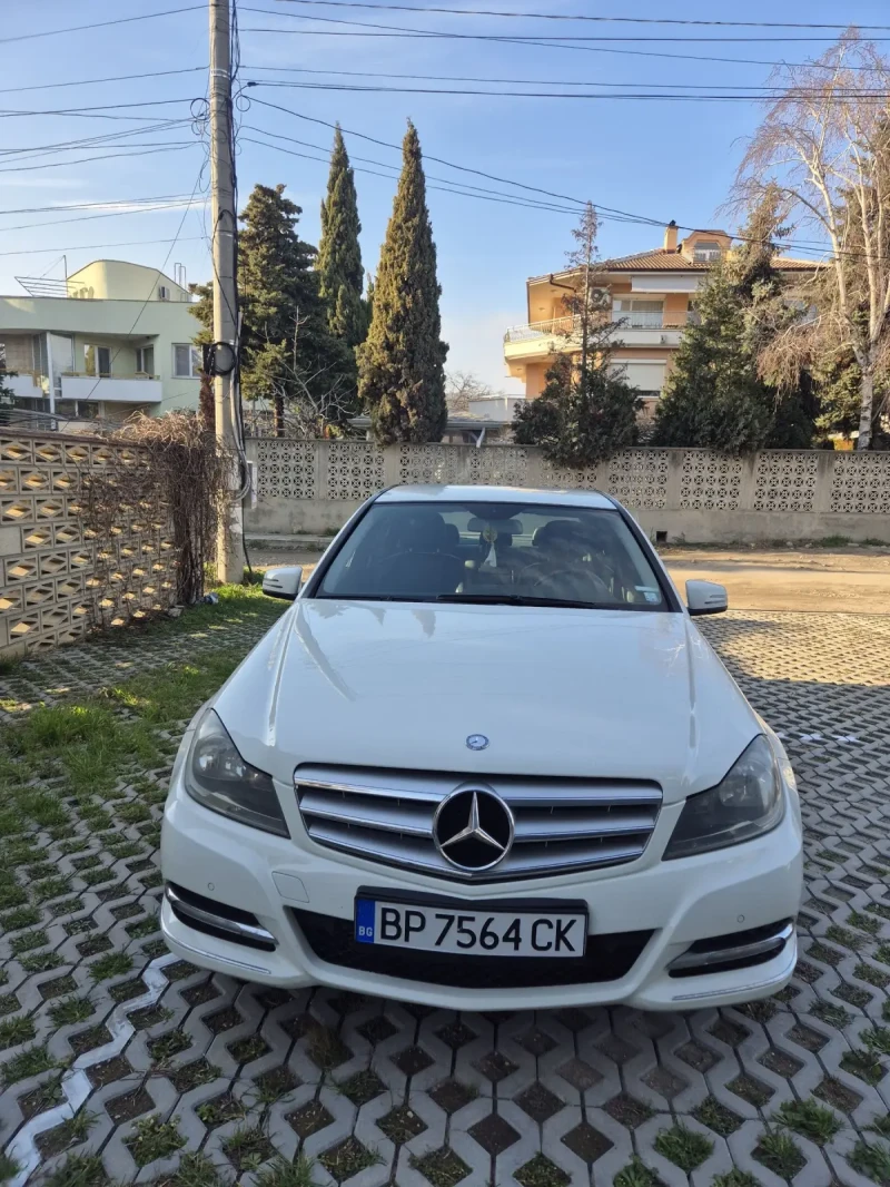 Mercedes-Benz C 220 2.2 CDI, снимка 2 - Автомобили и джипове - 48922832