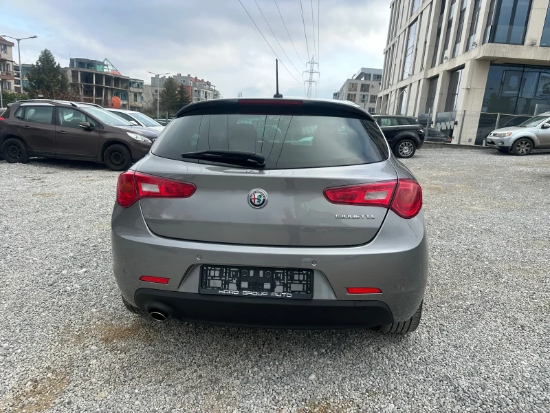 Alfa Romeo Giulietta ШВЕЙЦАРИЯ АВТОМАТИК НАВИГАЦИЯ, снимка 6 - Автомобили и джипове - 48954407