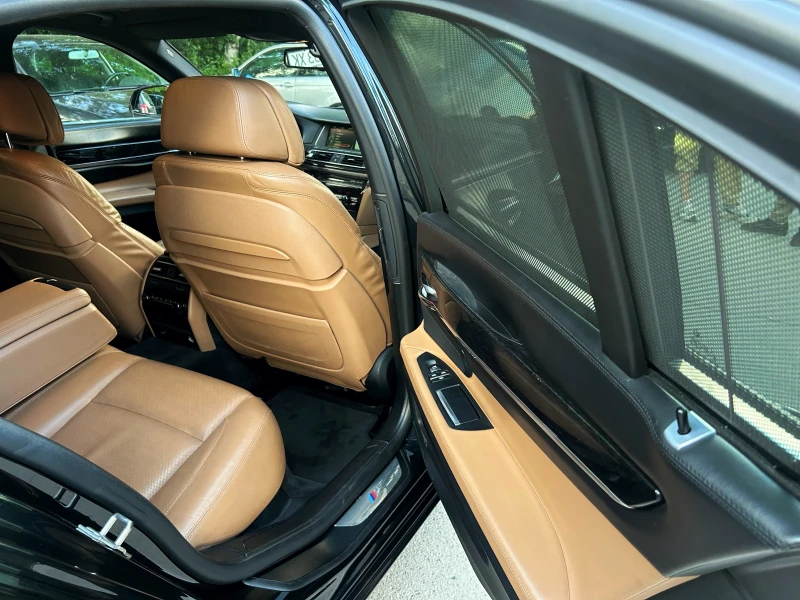 BMW 740 d FACE* xDrive* M-Pack, снимка 12 - Автомобили и джипове - 52428772