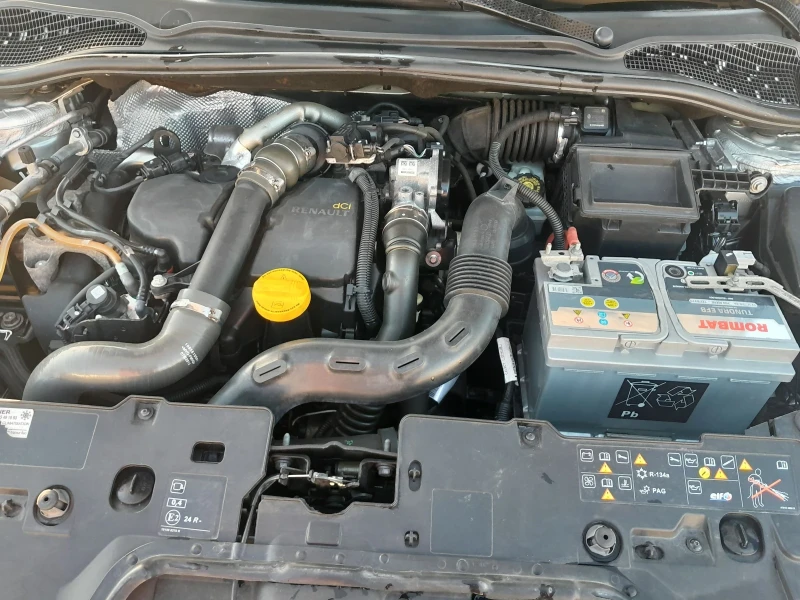 Renault Clio, снимка 15 - Автомобили и джипове - 52282438