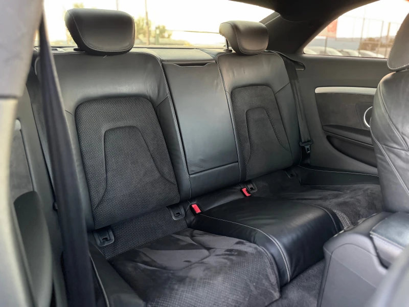 Audi A5 TDI= S-LINE= KEYLESS GO= BANG & OLUFSEN= ПОДГРЯВАН, снимка 13 - Автомобили и джипове - 52687855