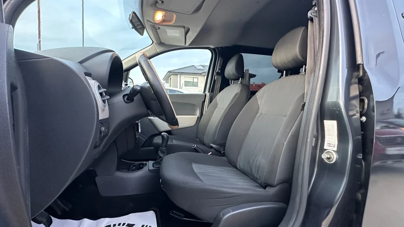 Dacia Dokker 1.5dci 90к.5-места! Климатик! Навигация! , снимка 12 - Автомобили и джипове - 53539863