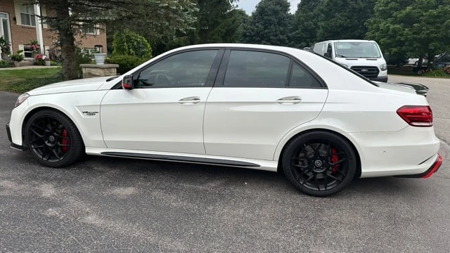 Mercedes-Benz E 63 AMG * S Model * CARFAX * ЦЕНА ДО БГ, снимка 2 - Автомобили и джипове - 55972125