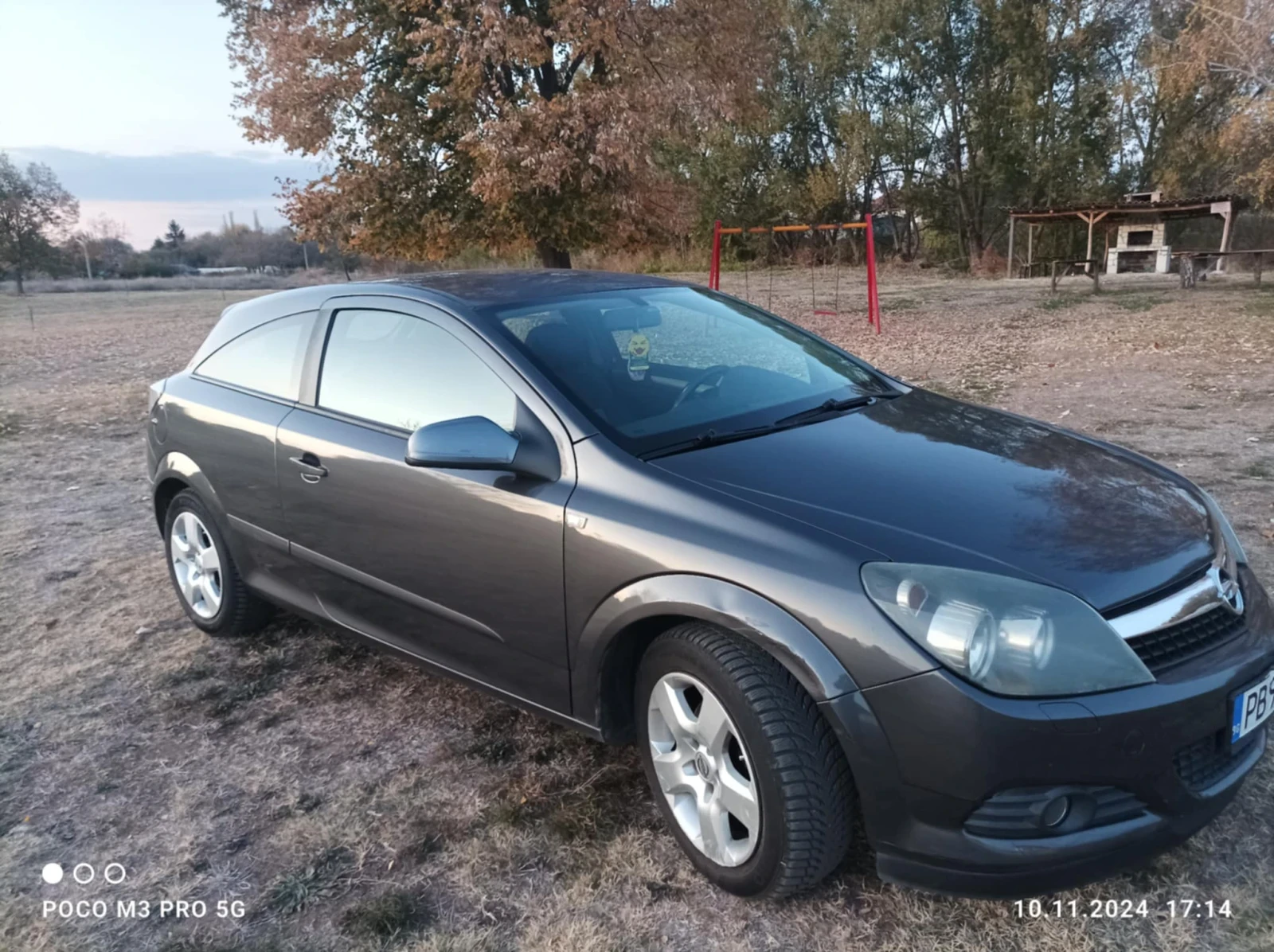 Opel Astra 1, 7 GTC - изображение 4