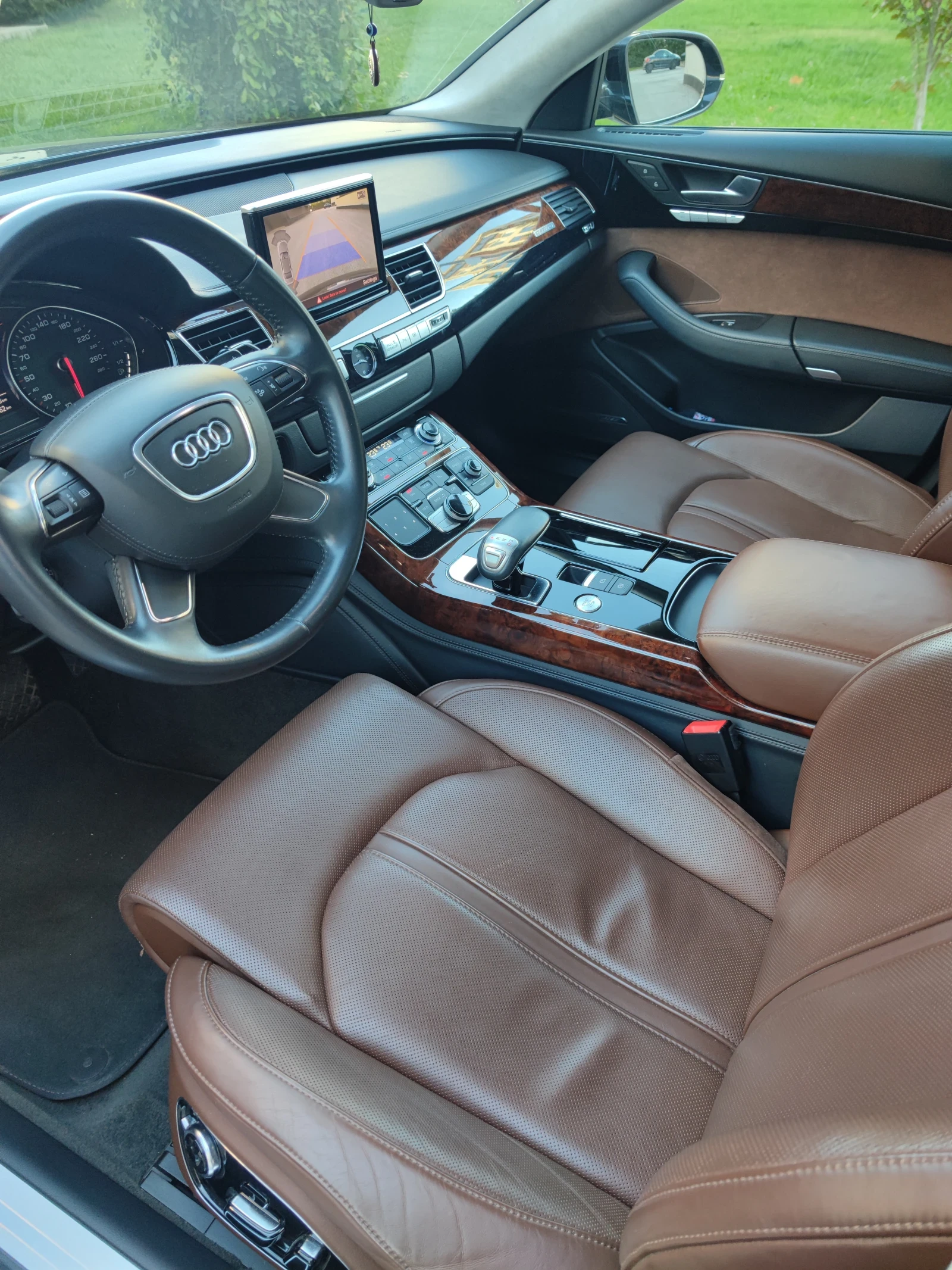 Audi A8  - изображение 2