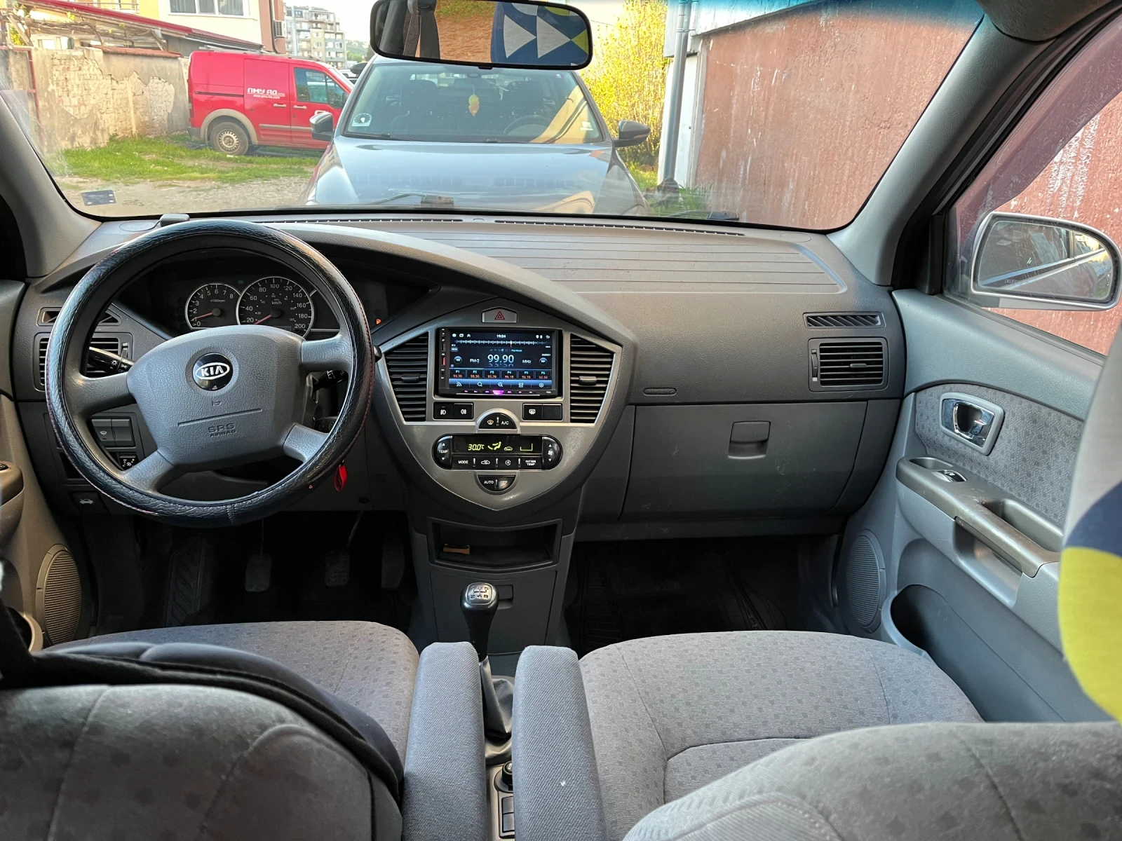 Kia Carens 2 - изображение 6