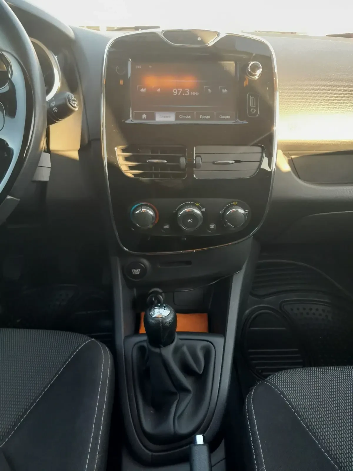 Renault Clio  - изображение 10