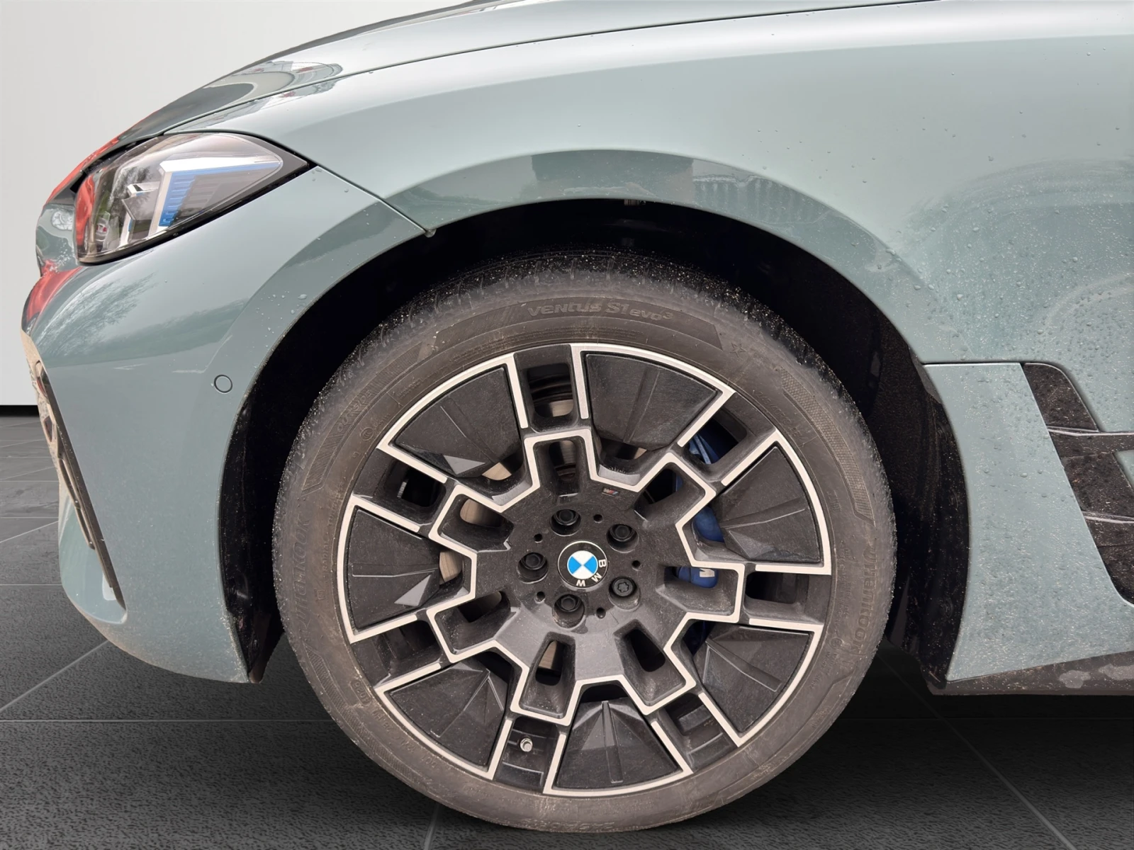BMW i4 xDrive40 Gran Coupe, снимка 5 - Автомобили и джипове - 52451758