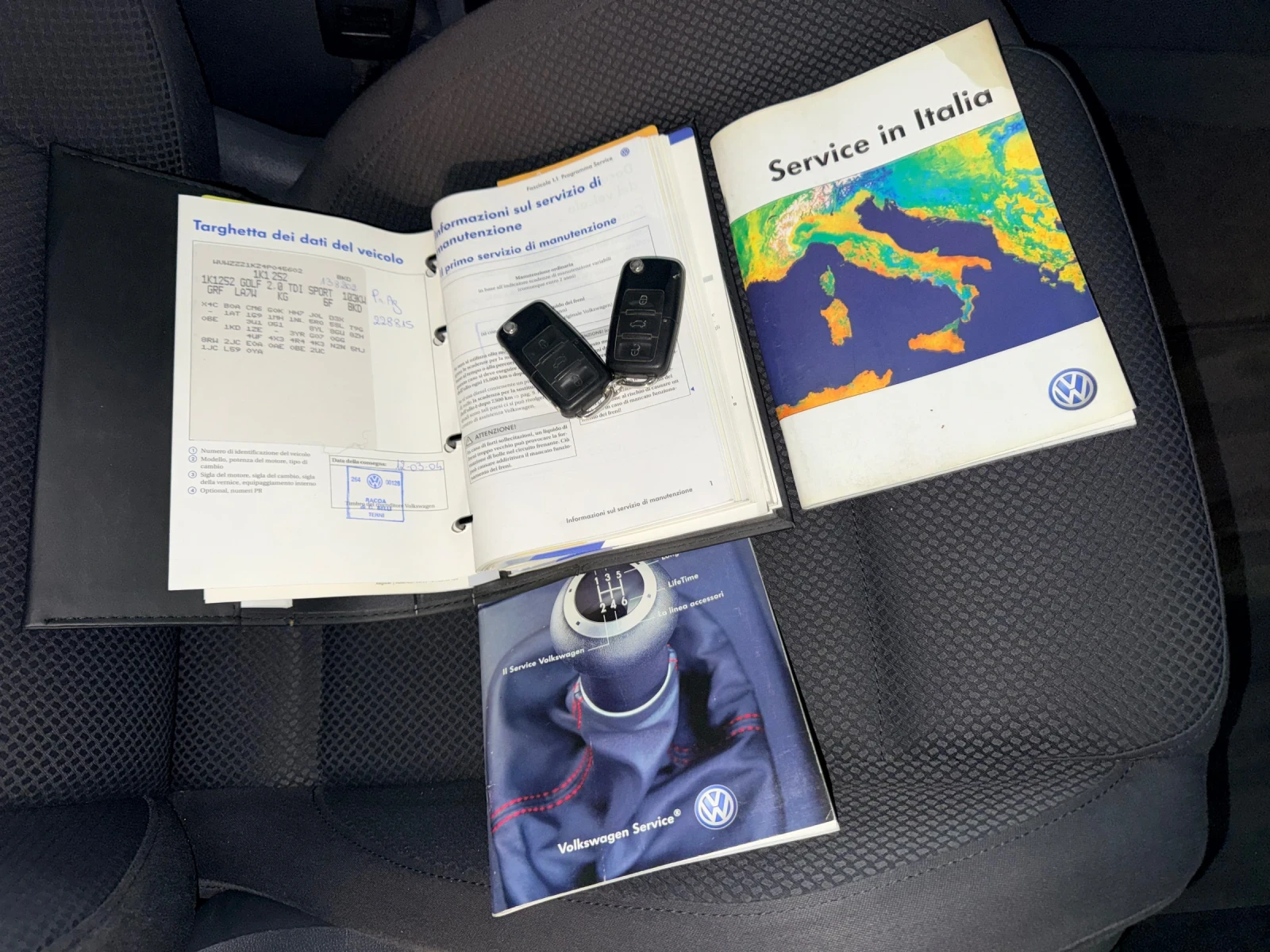 VW Golf 2.0TDI* BKD* 140кс* ИТАЛИЯ* БЕЗ РЪЖДА* 2 КЛЮЧА* , снимка 14 - Автомобили и джипове - 53852566