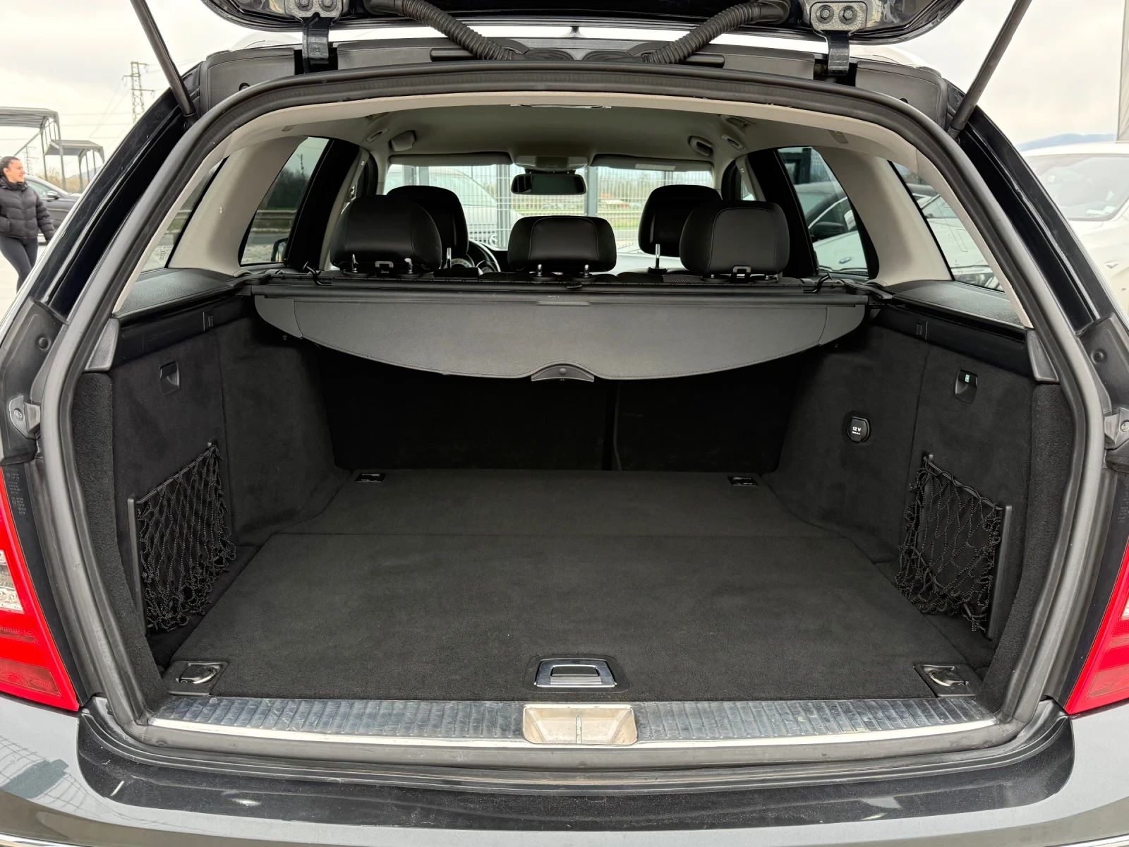 Mercedes-Benz C 220 D* 2012г* Топ Състояние* 237.000КМ* Сервизна Истор, снимка 10 - Автомобили и джипове - 54151928