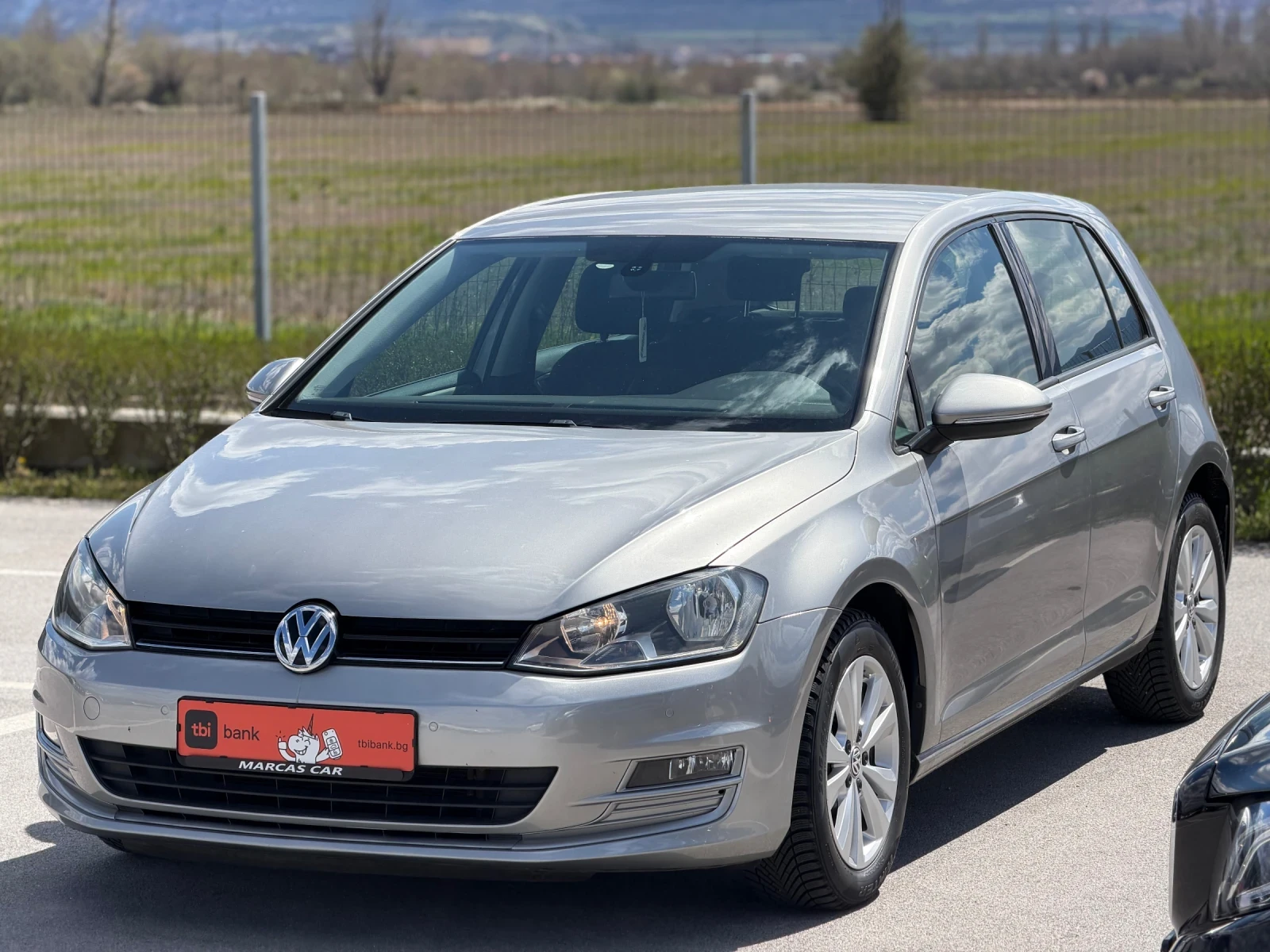 VW Golf 1.6TDI* DSG* ТОП СЪСТОЯНИЕ* ЛИЗИНГ* , снимка 2 - Автомобили и джипове - 54153824