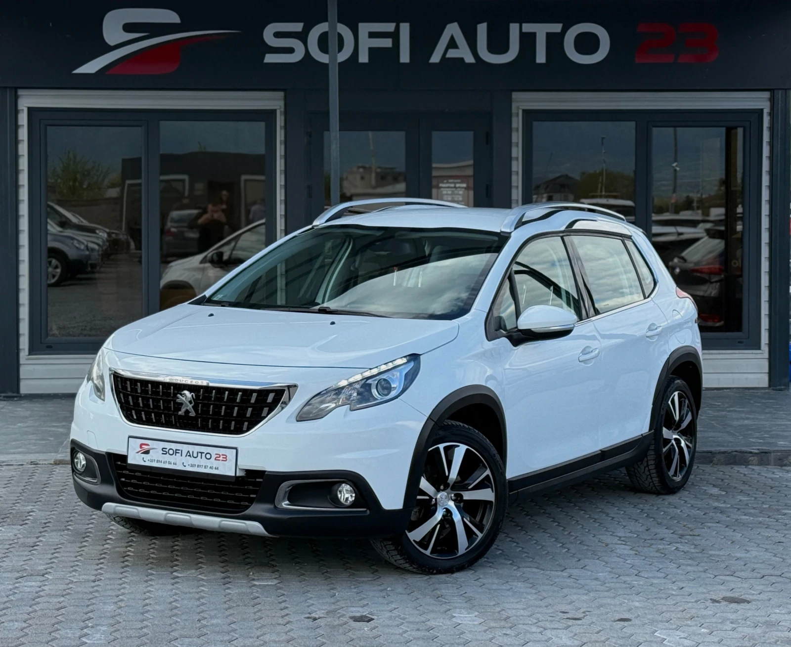 Peugeot 2008 Пълна сервизна история! FULL OPTIONS
