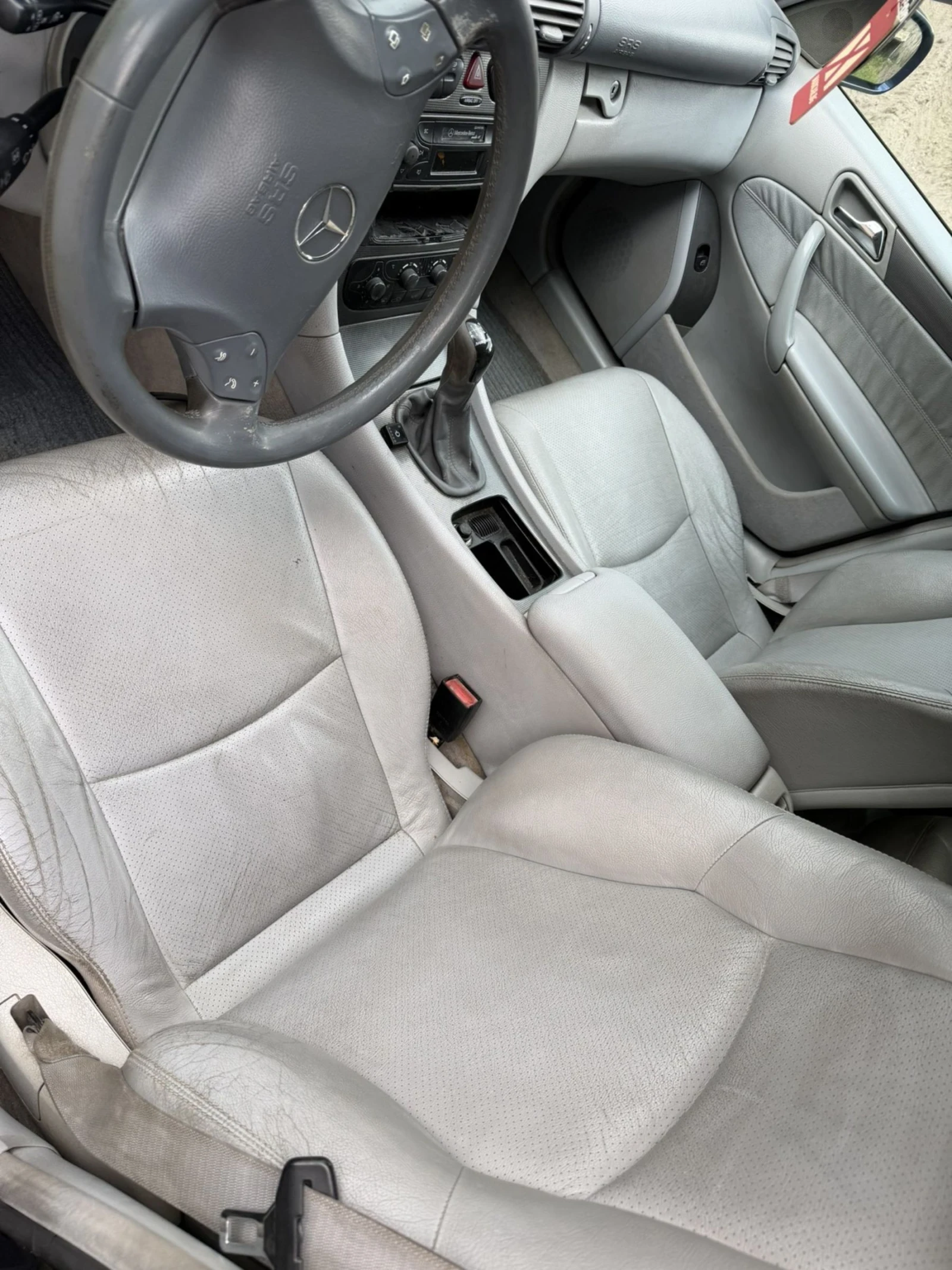Mercedes-Benz C 200 2.0  163 кс., снимка 9 - Автомобили и джипове - 54545151