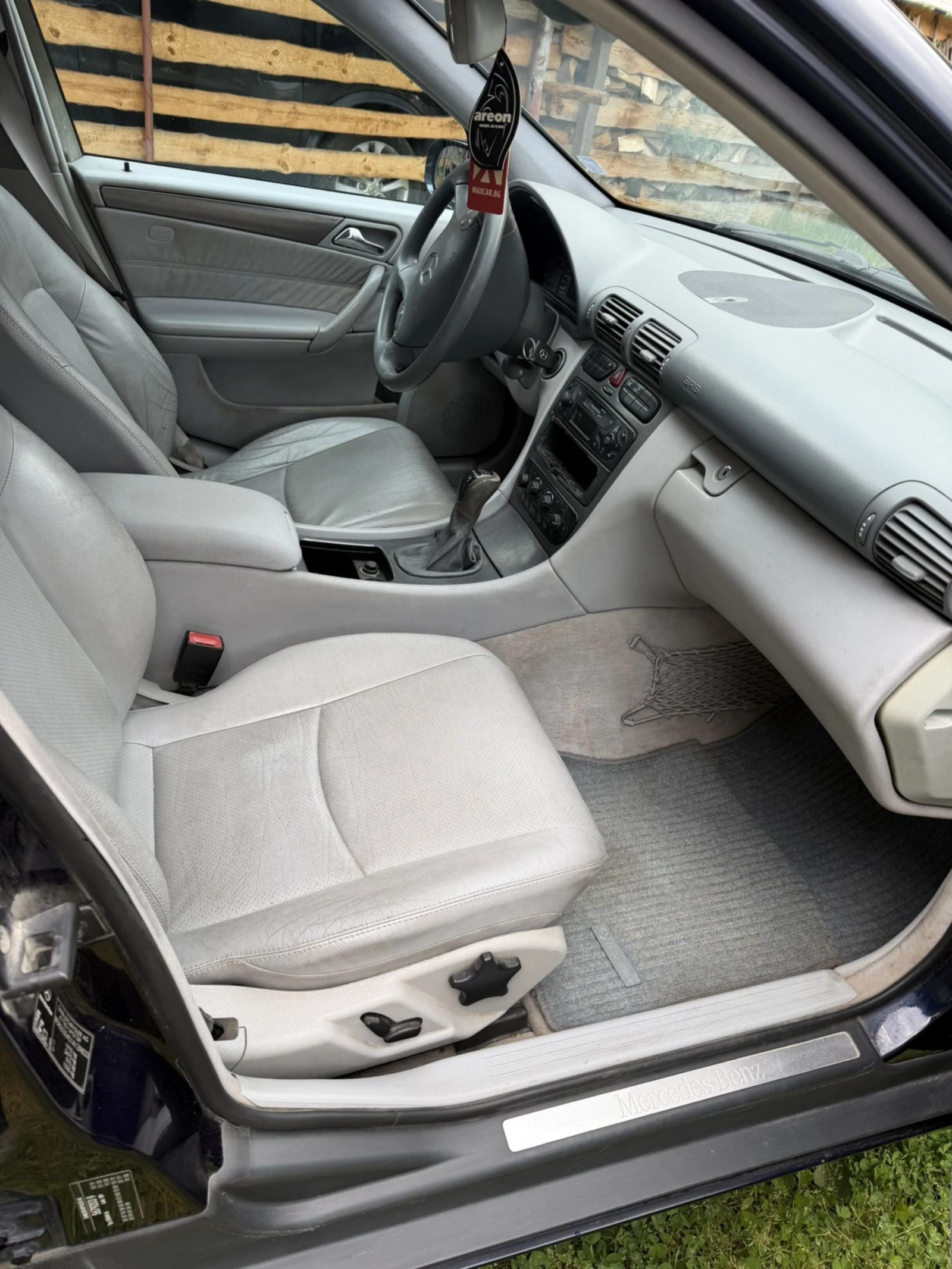 Mercedes-Benz C 200 2.0  163 кс., снимка 8 - Автомобили и джипове - 54545151