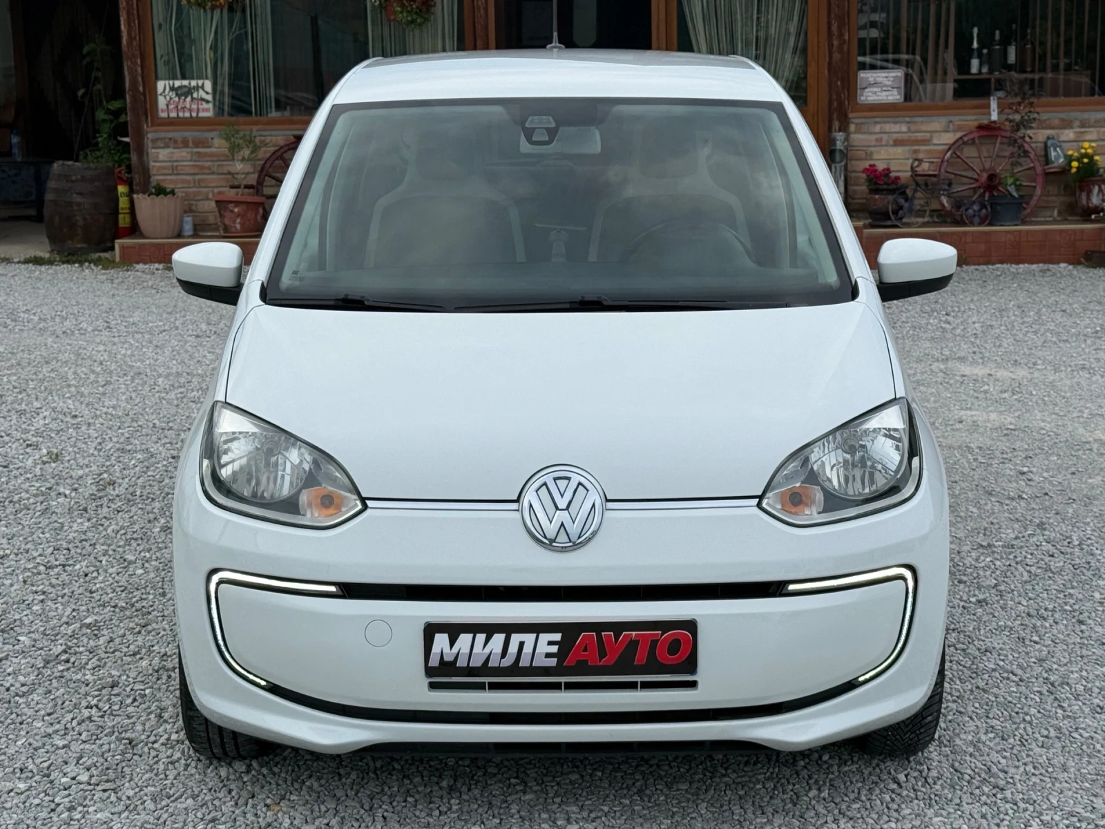 VW Up, снимка 4 - Автомобили и джипове - 54809501